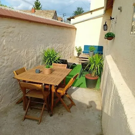 Cosy Jacuzzi Privatif Proche Paris Et Giverny Holiday home